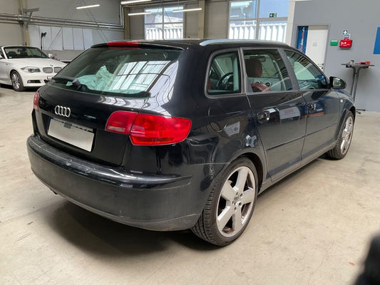 Audi A3 Sportback 2.0 FSI Ambition 2005 – снимка 2