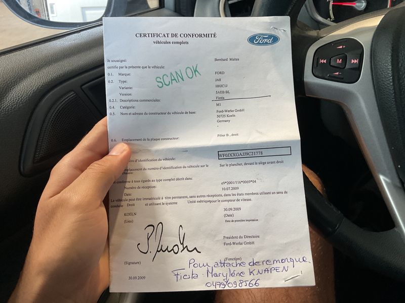 Ford Fiesta 1.6 TDCi Ghia 2009 – снимка 6