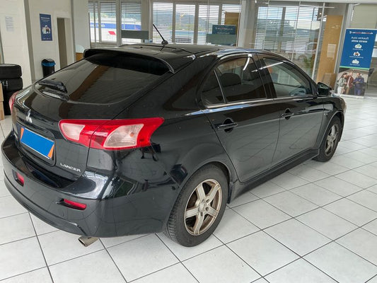 Mitsubishi Lancer 1.8 DI-D Top 2015 – снимка 2