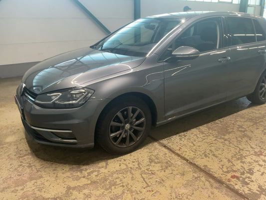 Volkswagen Golf VII 1.5 TSI ACT Highline BlueMotion Tech 2018 – снимка 2