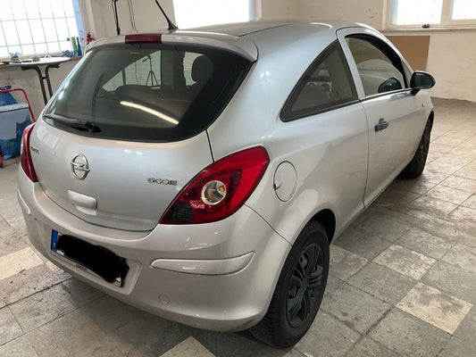 Opel Corsa 1.2 Selection 2012 – снимка 2