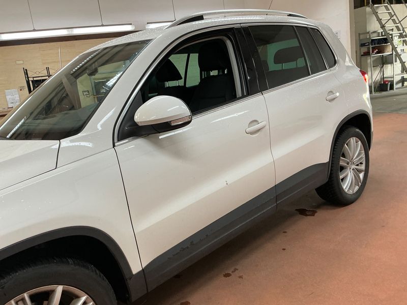 Volkswagen Tiguan 2.0 TDI Team BlueMotion Tech 2011 – снимка 48