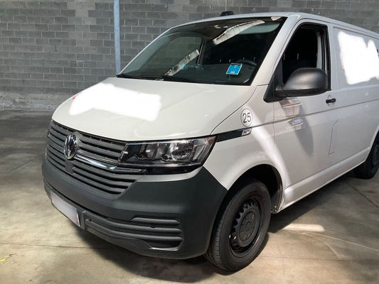 Volkswagen T6 Transporter 2.0 TDI Kasten FWD 2022 – снимка 2