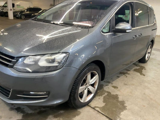 Volkswagen Sharan 2.0 TDI Highline BlueMotion Tech 2011 – снимка 2