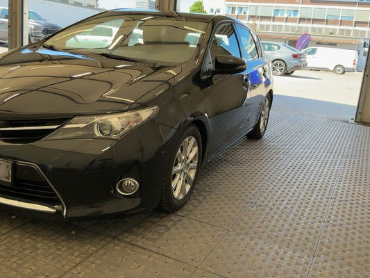 Toyota Auris 1.6 START Edition 2014 – снимка 2