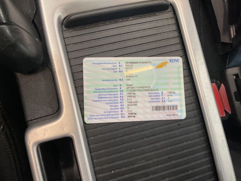 Volvo V50 1.6 D2 Business Edition 2012 – снимка 5