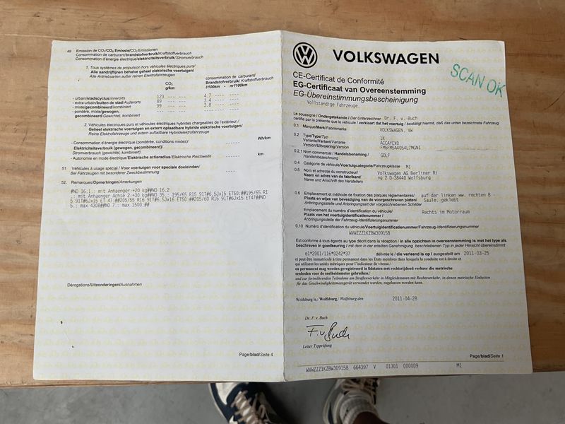 Volkswagen Golf VI 1.6 TDI Trendline BlueMotion Tech 2011 – снимка 6