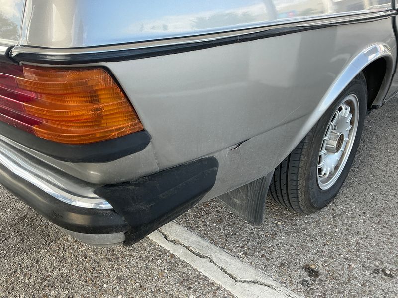 Mercedes-Benz 123 D 240 1981 – снимка 32