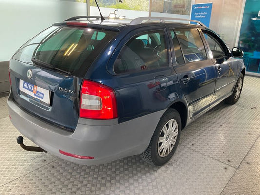 Skoda Octavia 1.6 TDI Twenty 2013 – снимка 2