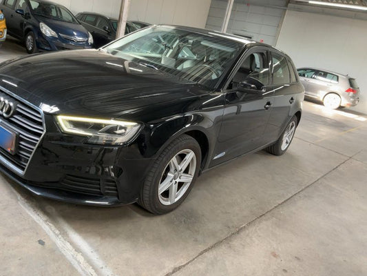 Audi A3 Sportback 30 TFSI 2019 – снимка 2