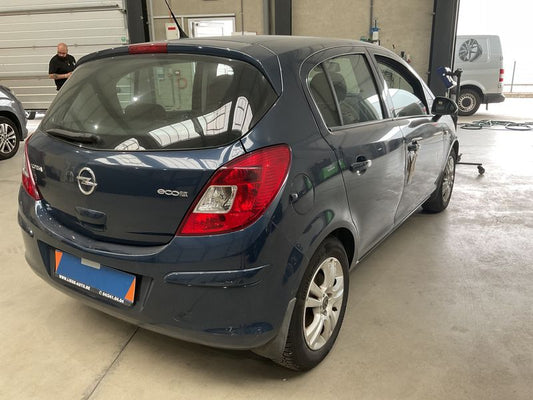 Opel Corsa 1.2 Edition "111 Jahre" 2011 – снимка 2