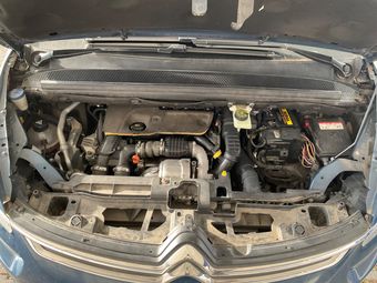 Citroen C4 Picasso 1.6 Blue-HDi Business + 2015 – снимка на щета 55