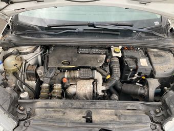 Citroen C4 1.6 Blue-HDi Societe Live 2015 – снимка 28