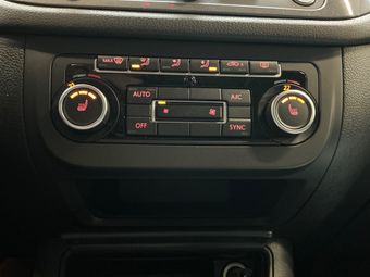Volkswagen Tiguan 2.0 TDI Karat 4Motion BlueMotion Tech 2012 – снимка на щета 66