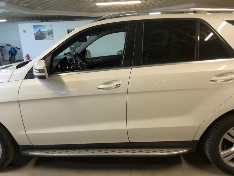Mercedes-Benz M-Klasse ML 350 BlueEfficiency 2013 – снимка 4