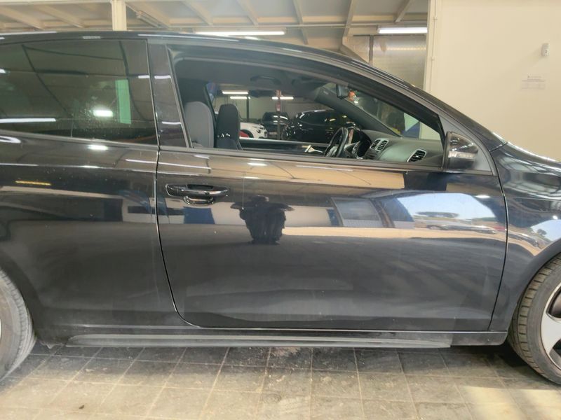 Volkswagen Golf VI 2.0 TSI GTI 2010 – снимка 10