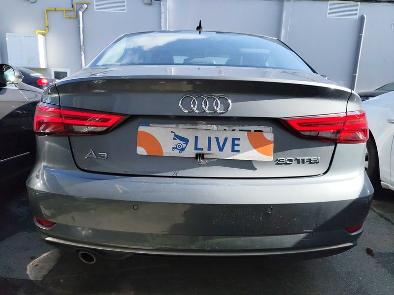 Audi A3 Limousine 30 TFSI Design 2019 – снимка 4