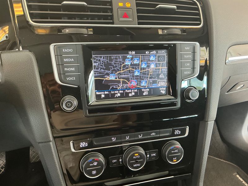 Volkswagen Golf VII 1.6 TDI Executive BlueMotion Tech 2015 – снимка 24