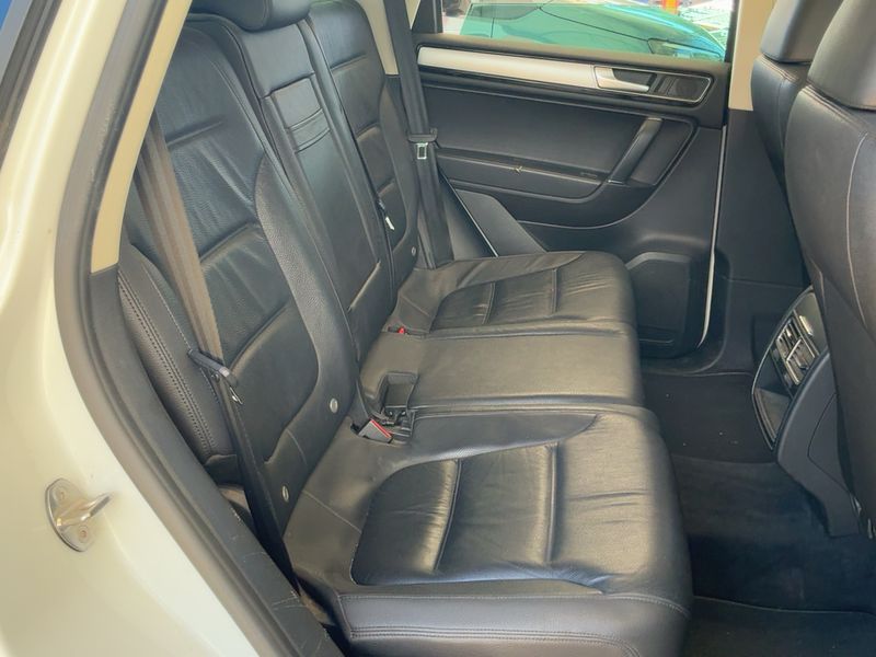 Volkswagen Touareg 3.0 V6 TDI Terrain Tech BlueMotion Tech 2015 – снимка 19