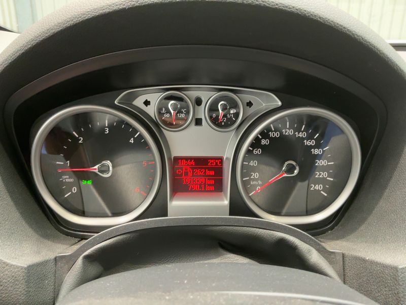 Ford Kuga 2.0 TDCi Trend 2012 – снимка 19