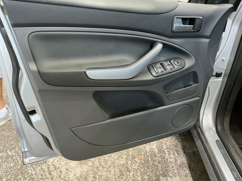 Ford Kuga 2.0 TDCi Trend 2012 – снимка 26