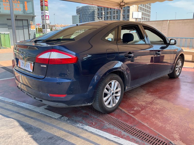 Ford Mondeo 2.0 TDCi Titanium 2010 – снимка 2