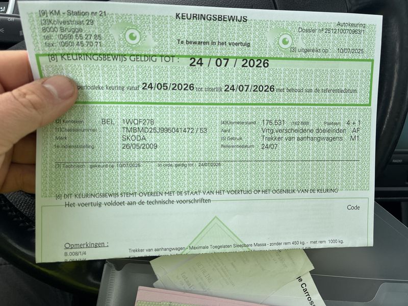 Skoda Roomster 1.6 Comfort 2009 – снимка 17