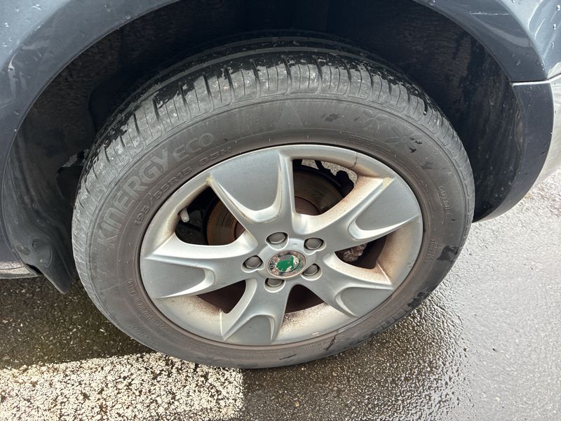 Skoda Roomster 1.6 Comfort 2009 – снимка 27