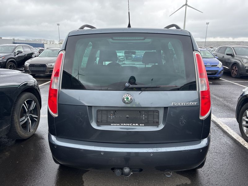 Skoda Roomster 1.6 Comfort 2009 – снимка 4