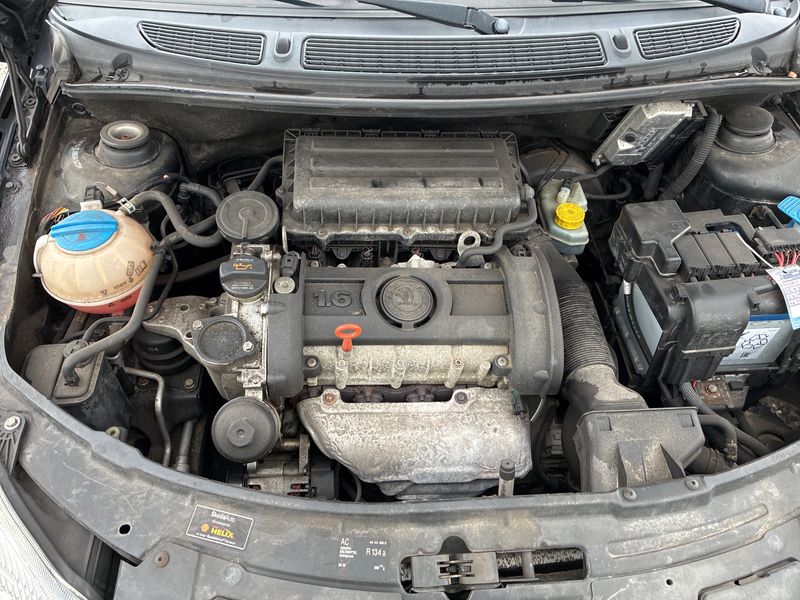 Skoda Roomster 1.6 Comfort 2009 – снимка 8