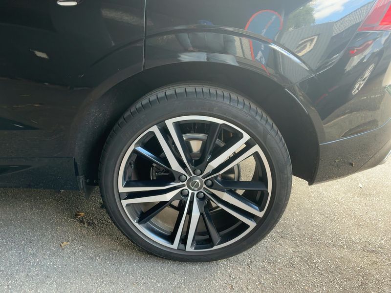 Volvo XC60 2.0 T6 R-Design AWD 2019 – снимка 5