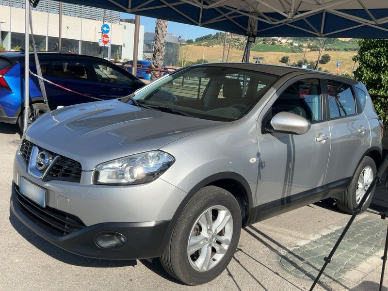 Nissan Qashqai 1.5 Turbodiesel Acenta 2013 – снимка 1