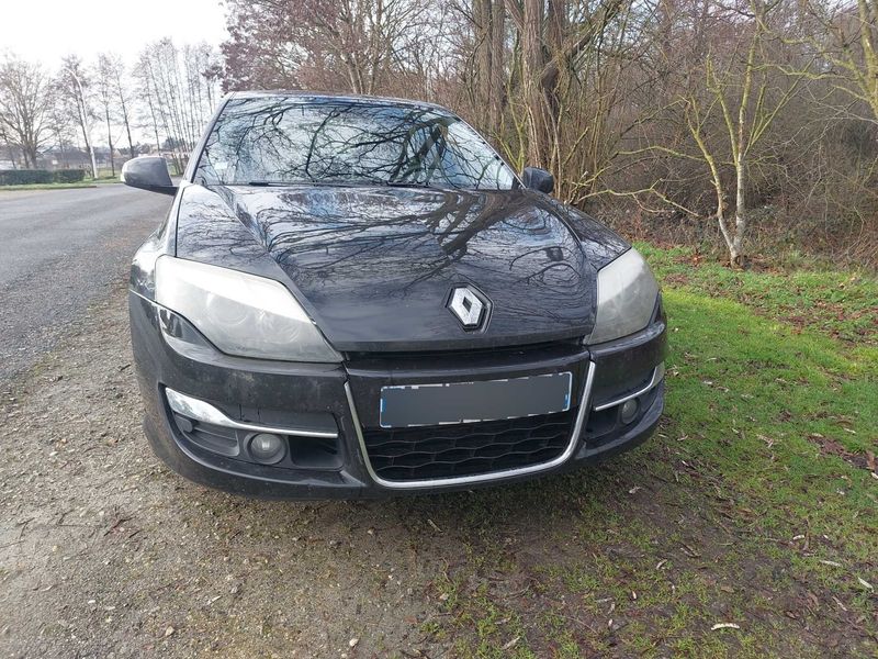 Renault Laguna 2.0 dCi Black Edition 2011 – снимка 7