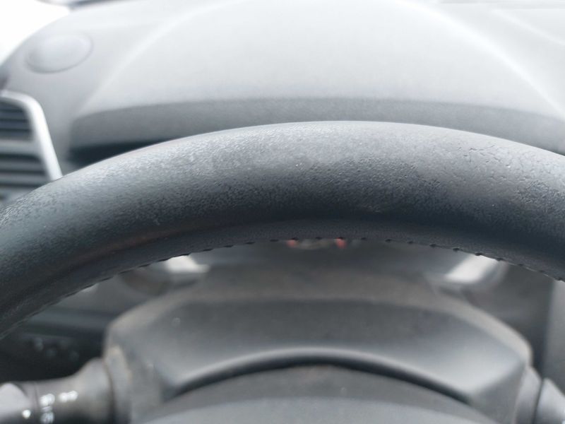 Renault Laguna 2.0 dCi Black Edition 2011 – снимка 32