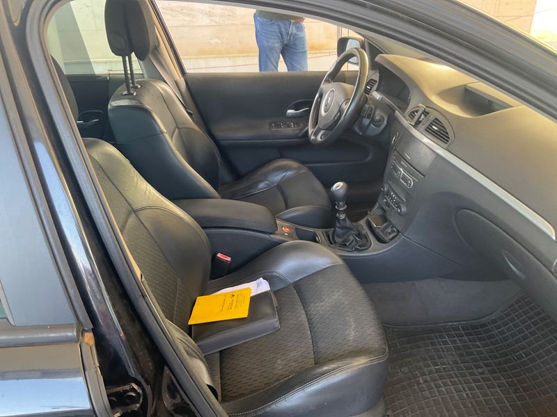 Renault Laguna 1.9 dCi Luxe Dynamique 2007 – снимка 3