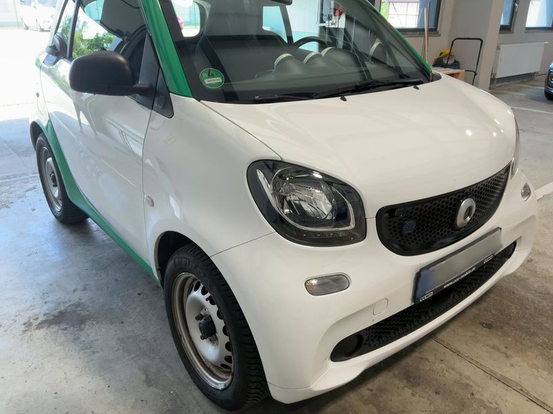 Smart fortwo electric drive 60 kW Standard 2019 – снимка 12