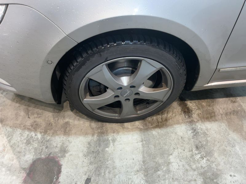 Skoda Superb 3.6 V6 FSI Elegance 4x4 2013 – снимка 3