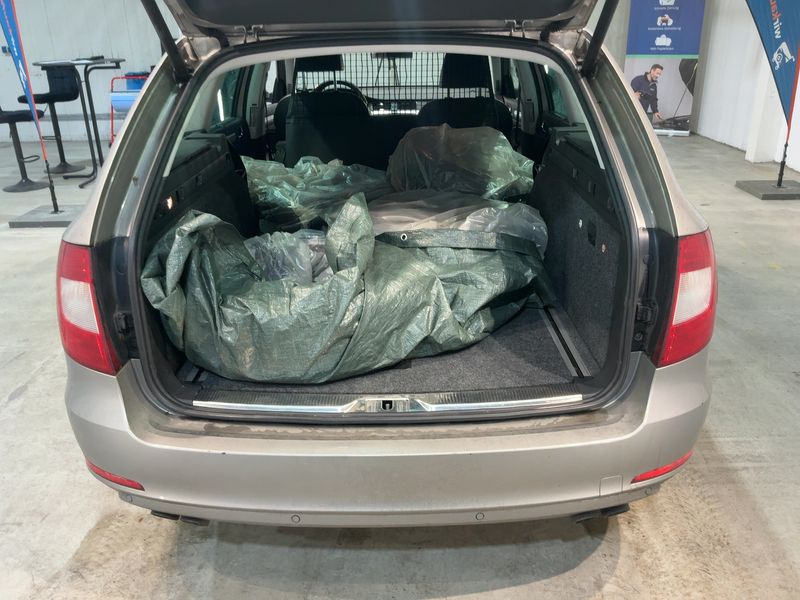 Skoda Superb 3.6 V6 FSI Elegance 4x4 2013 – снимка 16