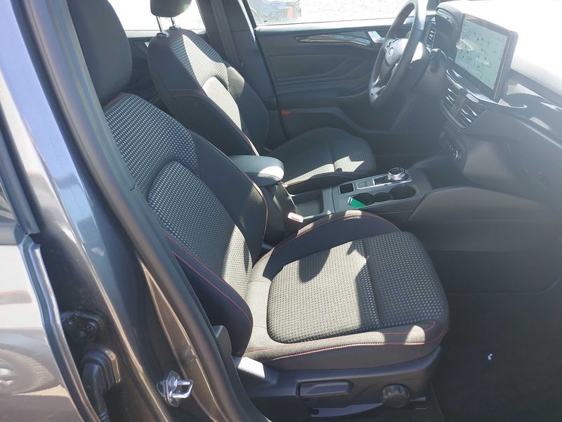 Ford Focus 1.5 TDCi EcoBlue ST-Line 2024 – снимка 10
