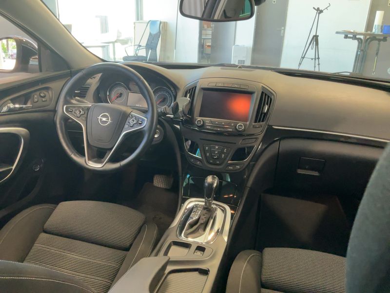 Opel Insignia Sports Tourer 2.0 CDTI Innovation 2016 – снимка 18