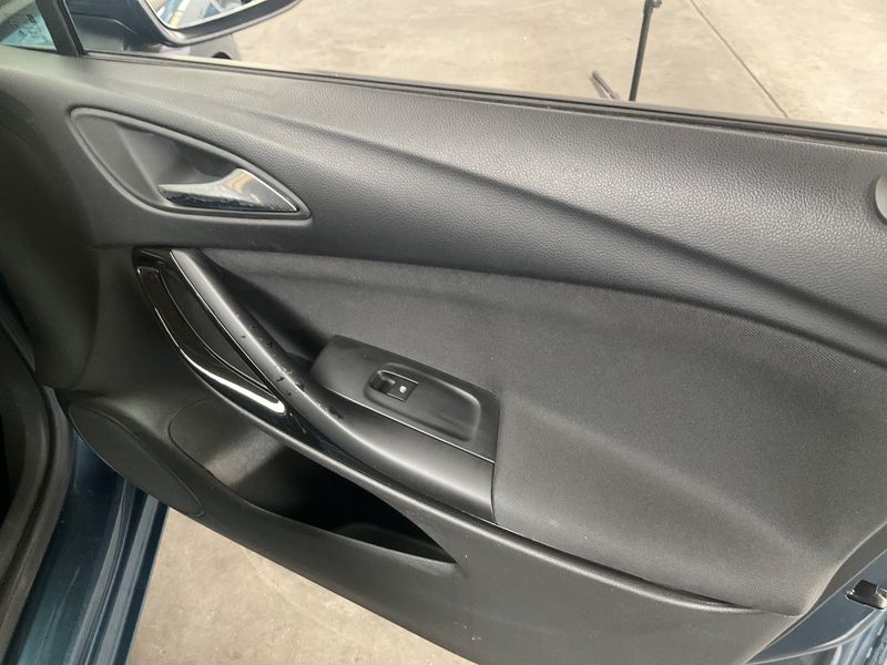 Opel Astra 1.0 Turbo Dynamic Start&Stop 2017 – снимка 26
