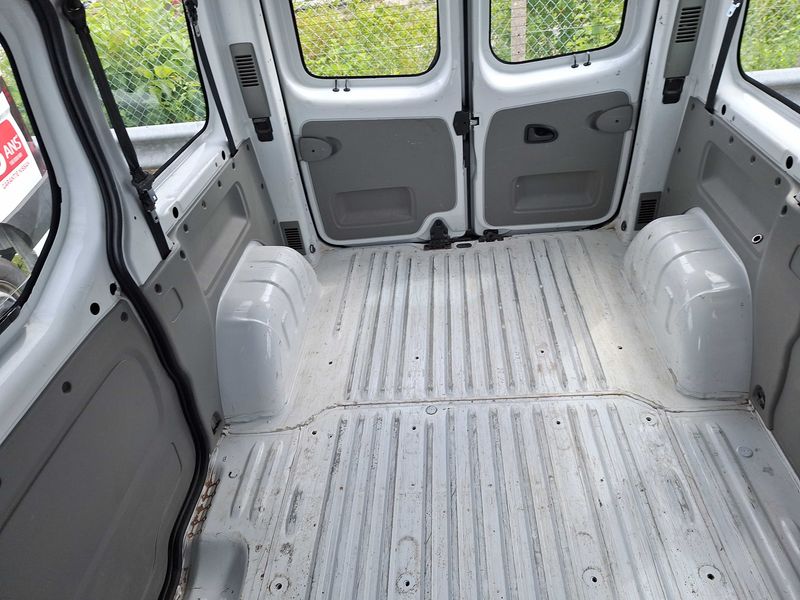 Renault Trafic 2.0 dCi Passenger Expression 2011 – снимка 54