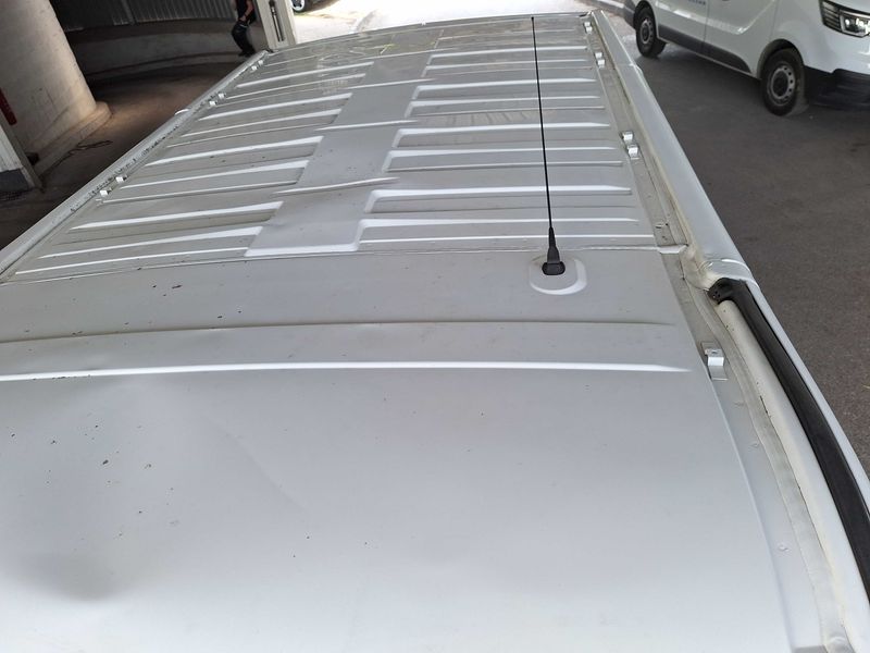 Renault Trafic 2.0 dCi Passenger Expression 2011 – снимка 68