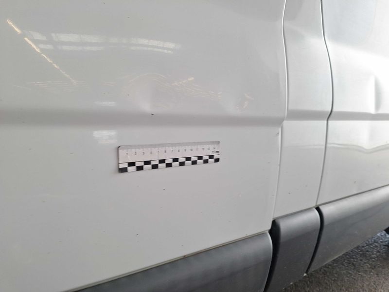 Renault Trafic 2.0 dCi Passenger Expression 2011 – снимка 25