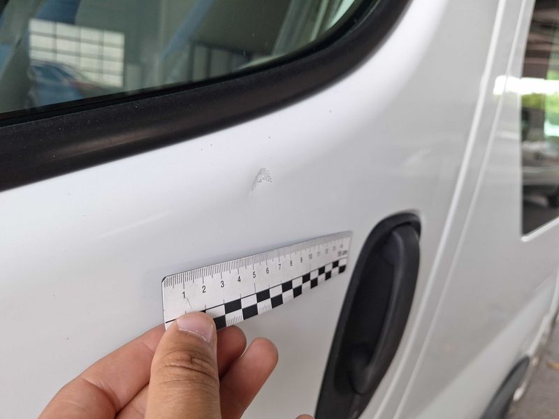 Renault Trafic 2.0 dCi Passenger Expression 2011 – снимка 38