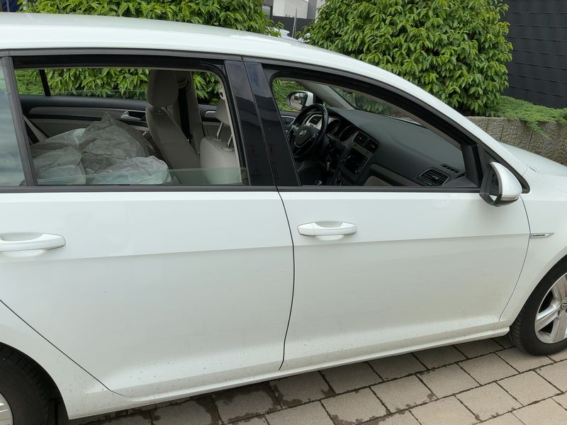 Volkswagen Golf VII 1.6 TDI Comfortline BlueMotion Tech 2015 – снимка 10