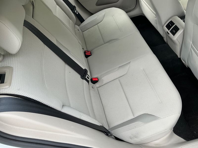 Volkswagen Golf VII 1.6 TDI Comfortline BlueMotion Tech 2015 – снимка 31