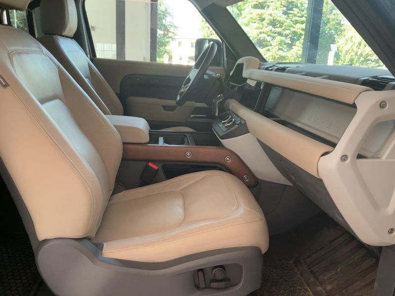Land Rover Defender D300 Mild-Hybrid 90 SE 2023 – снимка 16