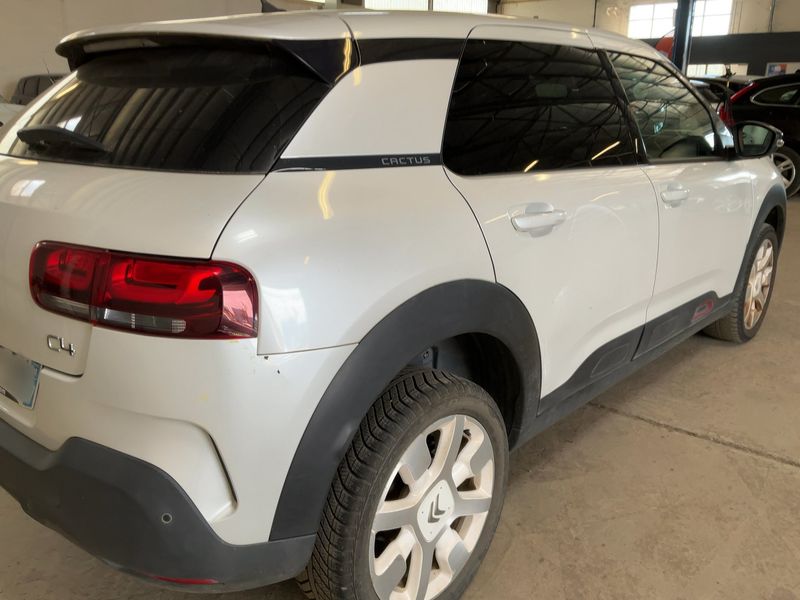 Citroen C4 Cactus 1.2 e-THP Shine 2019 – снимка 8