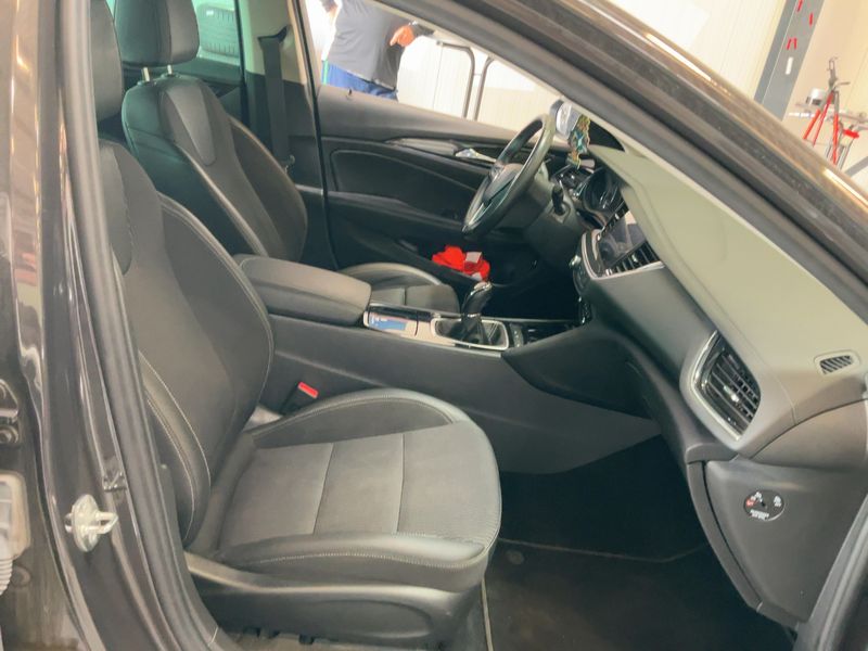 Opel Insignia 2.0 CDTI Elegance 2020 – снимка 17